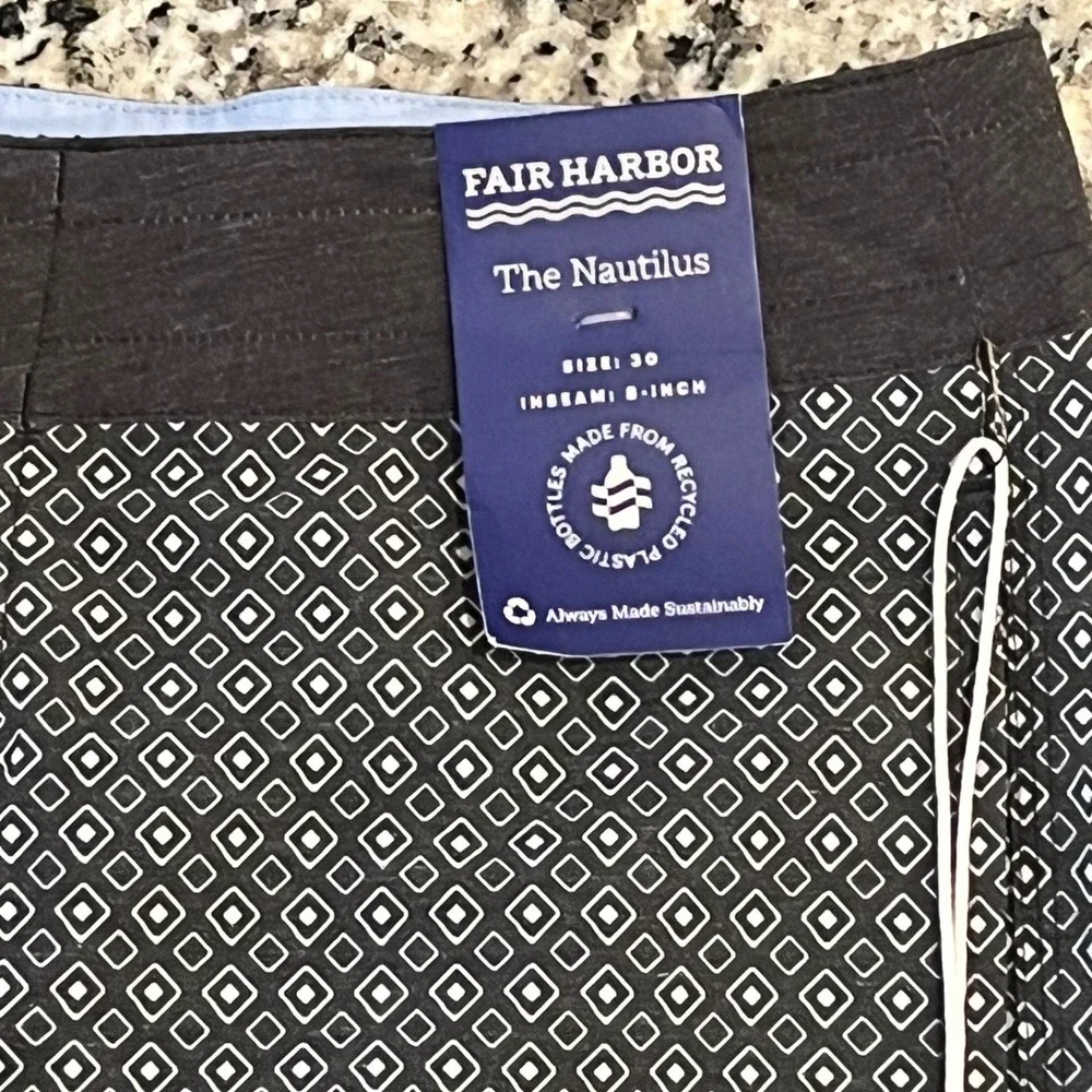 NWT Fair Harbor The Nautilus Boardshort Mens‎ 30 Black Beacon 8